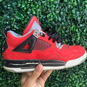 Red Jordan Flights